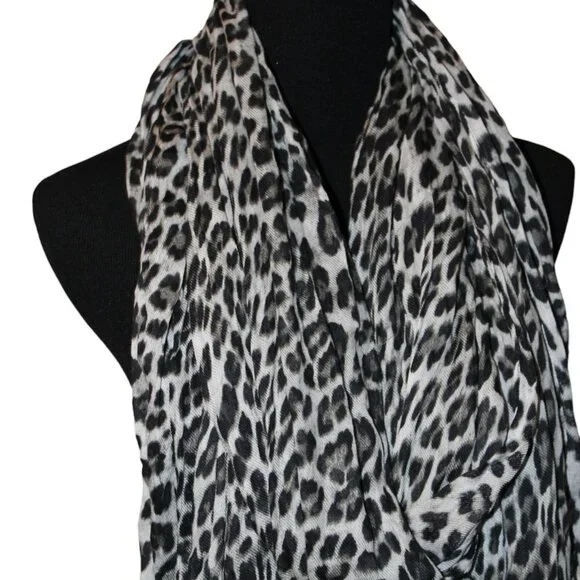 HUGE Large Leopard Animal Print Black White Scarf! EUC! Fun! 104" - Picture 5 of 5